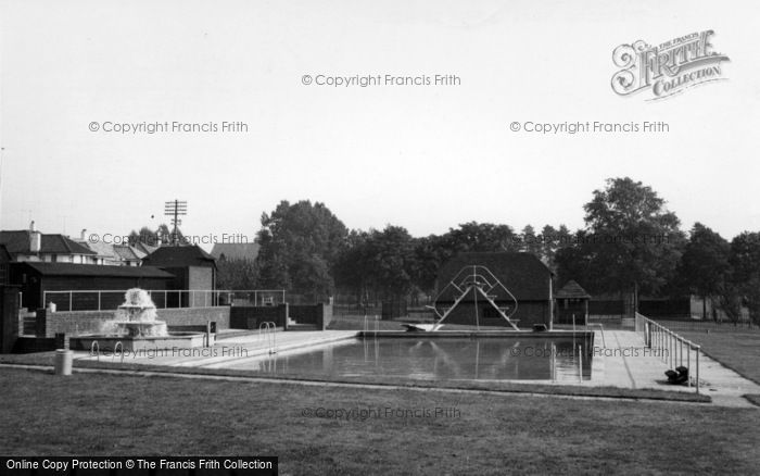 burgess memorial pool