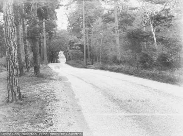 Photo of Burghfield Common, Burghfield Hill c.1955