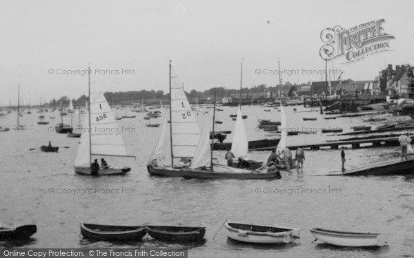 Photo of Burnham On Crouch, Sailing Dinghies c.1960