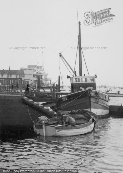 Photo of Burnham On Crouch, Three Men In A Boat c.1965