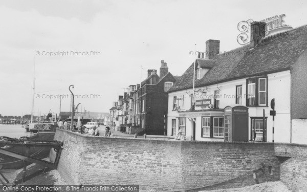 Photo of Burnham On Crouch, Town Steps c.1965
