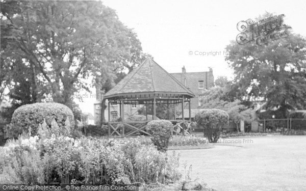Photo of Burnham On Sea, Manor Gardens c.1955