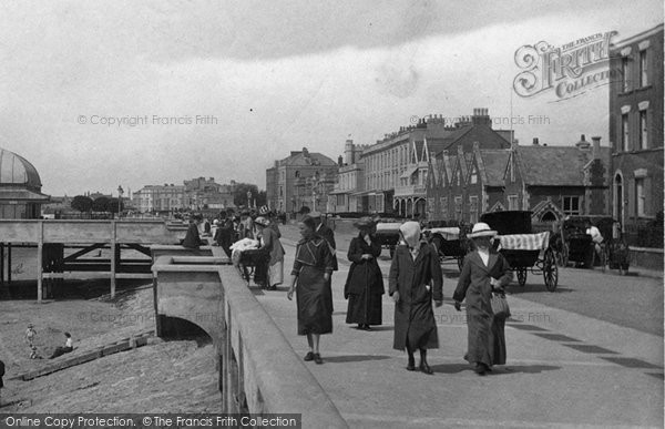 Photo of Burnham On Sea, Women, The Promenade 1913