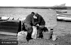 Packing Mussels c.1955, Burnham Overy Staithe