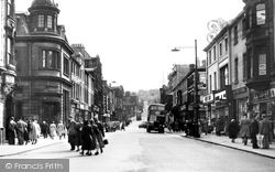 Manchester Road 1952, Burnley