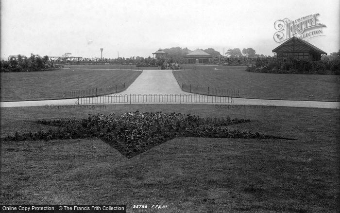 Photo of Burnley, Queen's Park 1895