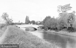 The River And Bridge c.1960, Burrowbridge