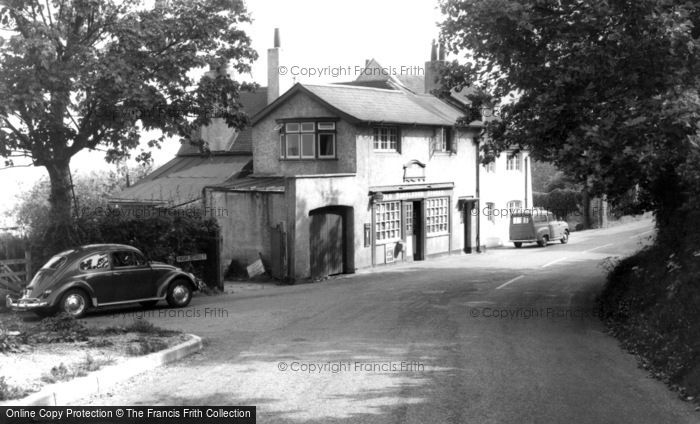 Photo of Bursledon, Old Bursledon Post Office c.1965