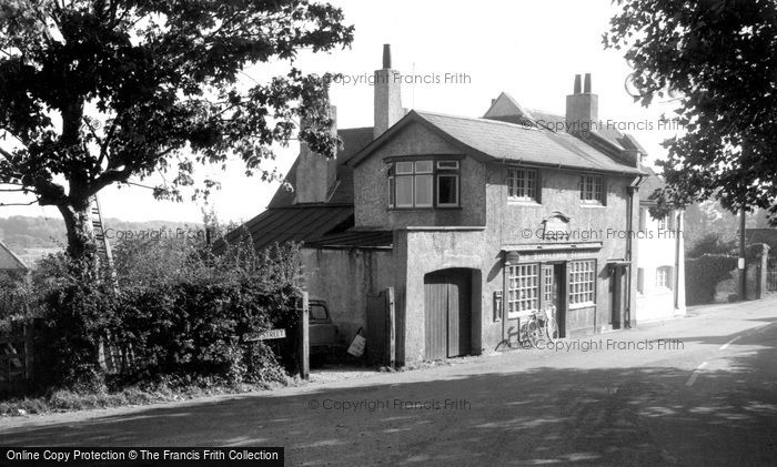 Photo of Bursledon, Old Bursledon Post Office c.1965