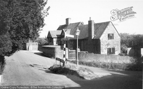 Photo of Bursledon, Old Bursledon Village c.1965