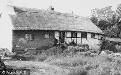 Barn End Cottage c.1960, Burton