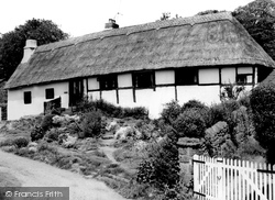 Barn End Cottage c.1965, Burton