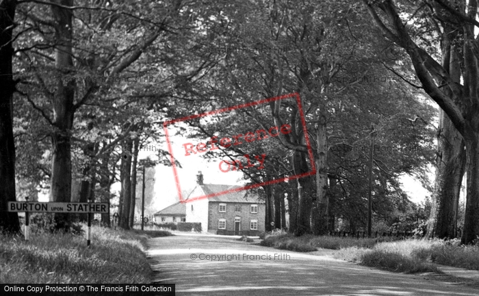 Photo of Burton Upon Stather, The Avenue c.1955