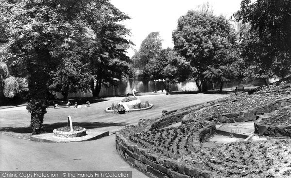 Photo of Burton Upon Trent, Stapenhill Gardens c.1960