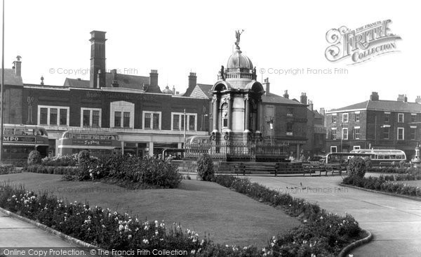 Photo of Bury, Kay Gardens c.1955