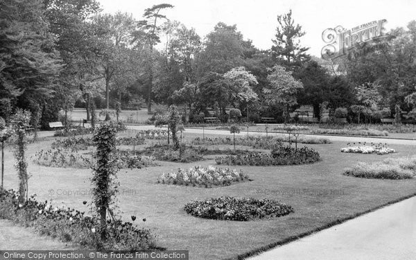Photo of Bury St Edmunds, Abbey Gardens c.1955