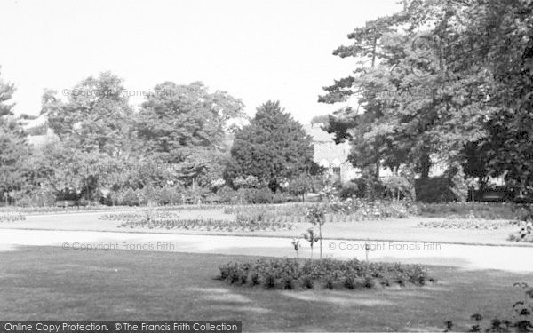 Photo of Bury St Edmunds, Abbey Gardens c.1960