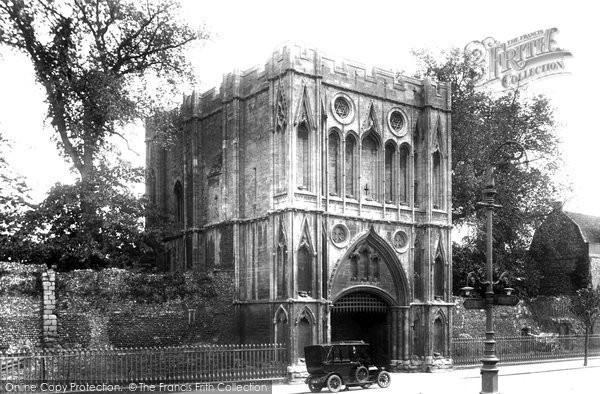 Photo of Bury St Edmunds, Abbey Gate 1922