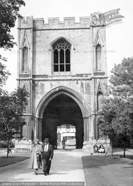 Photo of Bury St Edmunds, Abbey Gate c.1955
