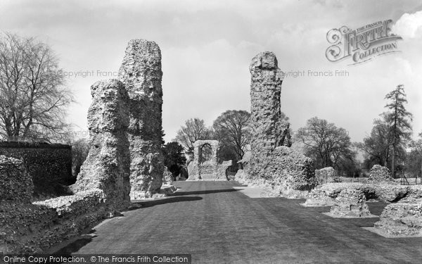 Photo of Bury St Edmunds, Abbey Ruins c.1962