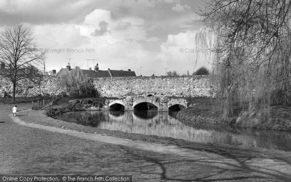 Photo of Bury St Edmunds, Abbot's Bridge c.1963