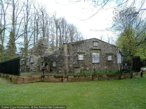 Photo of Bury St Edmunds, Charnel House 2004