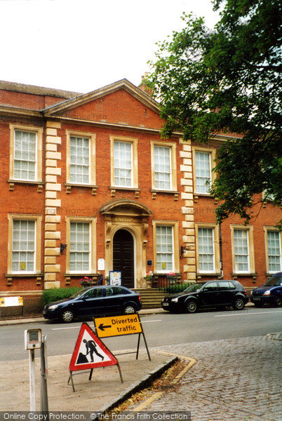 Photo of Bury St Edmunds, Manor House 2004