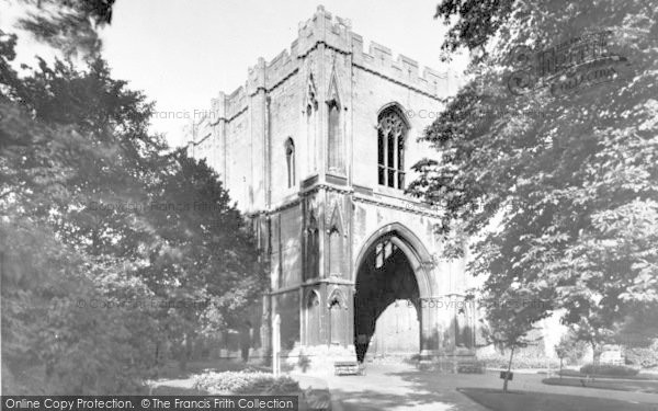 Photo of Bury St Edmunds, The Abbey Gate c.1955