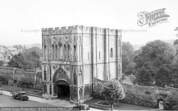 Photo of Bury St Edmunds, The Abbey Gateway c.1955