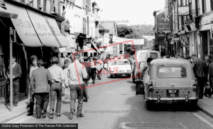 Photo of Bury St Edmunds, Traffic And Crowd, Abbeygate Street c.1965