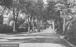 Wellington Road c.1955, Bush Hill Park