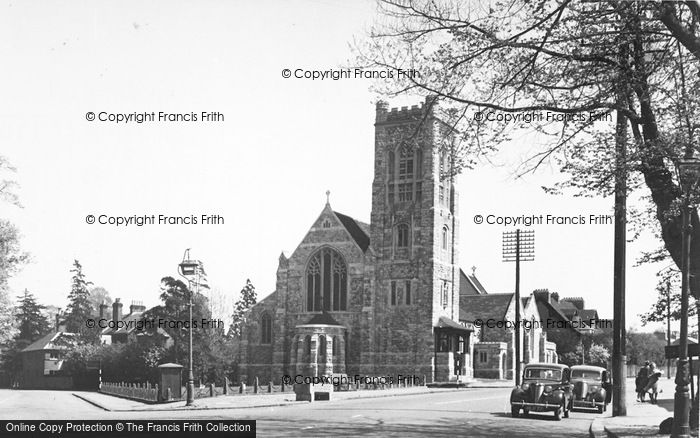 Photo of Bushey, St Peter's Church c.1955