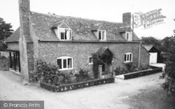 The Cottage c.1960, Bushley