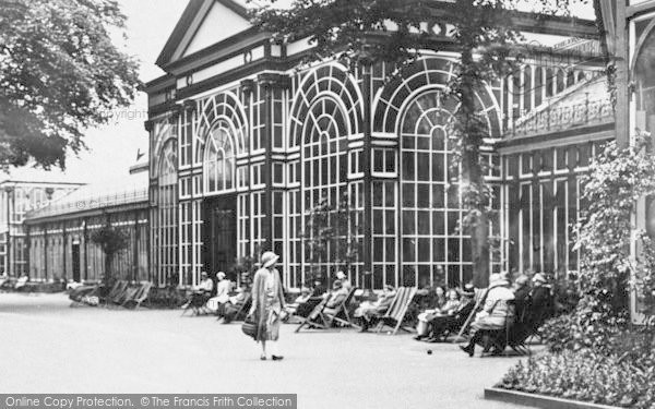 Photo of Buxton, Deckchairs At Pavilion Gardens 1932