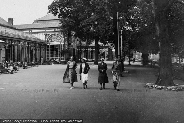 Photo of Buxton, Pavilion Gardens 1932