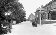 The Broad Walk 1932, Buxton