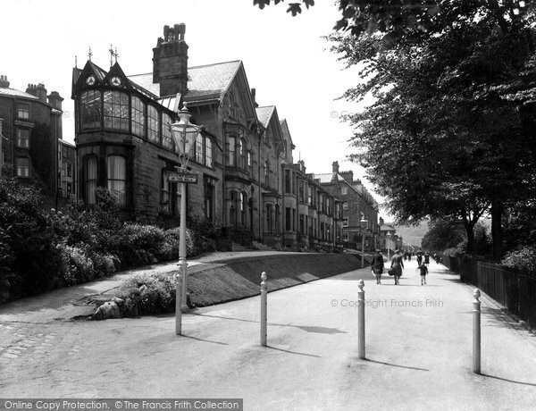 Photo of Buxton, The Broad Walk 1932