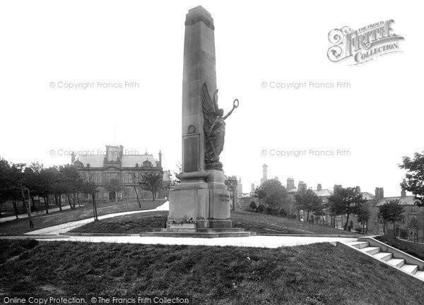 Photo of Buxton, War Memorial 1923