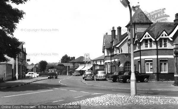 Photo of Byfleet, High Road c.1965