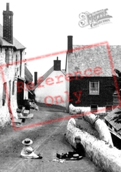 Children On Main Street 1899, Cadgwith