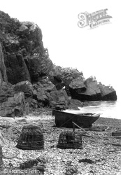 Scavengers 1899, Cadgwith
