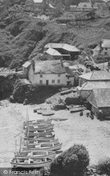 The Fishing Beach c.1955, Cadgwith