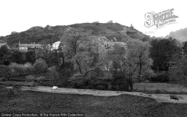 Photo of Caergwrle, Castle Hill c.1940