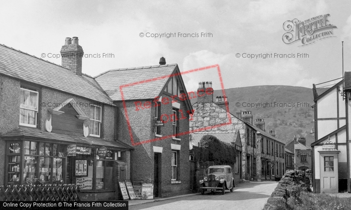 Photo of Caergwrle, Castle Street 1939