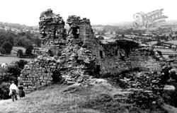 The Castle c.1955, Caergwrle