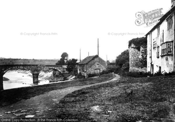Photo of Caerleon, Hanbury Arms And Usk Bridge c.1931