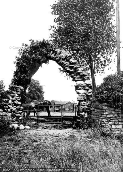 Photo of Caerleon, The Roman Arch 1931