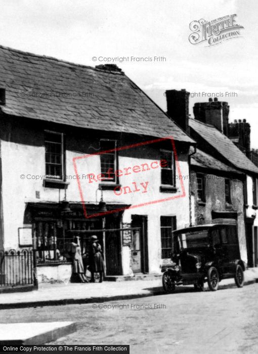 Photo of Caerleon, The Square c.1930