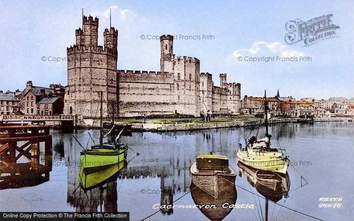 Photo of Caernarfon, Castle 1933