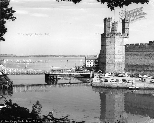 Photo of Caernarfon, Castle c.1958